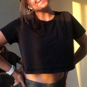 UO Black Cropped T-Shirt